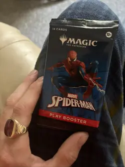 Magic: The Gathering (MTG) Marvel Spiderman Play Booster Pack - Image 1