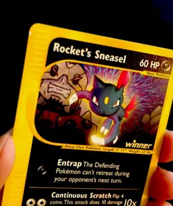 POKEMON PROMO CARD - BEST OF GAME - #5 ROCKET'S SNEASEL - WINNER (2003) - Image 3