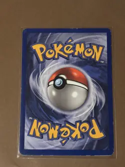 Pokemon TCG - Beedrill 17/102 - Base Set - Rare - Image 2