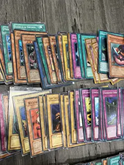 YUGIOH RARE FOIL 1st Edition + Others 1,150 Cards Vintage Early Sets HUGE LOT - Image 3