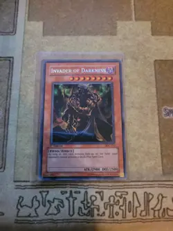 YUGIOH INVADER OF DARKNESS IOC-111 SECRET 1ST ED LP/MP 1996 HOLO BLEED - Image 1