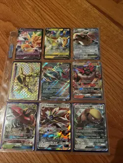 9 Pokemon Cards Card Lot - Image 1