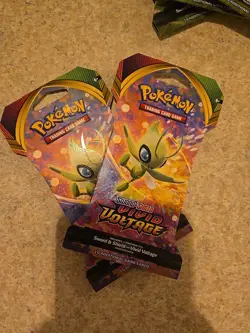 Pokemon trading cards Sword And Shield Fusion, Sword And Shield Voltage lot 11 - Image 3
