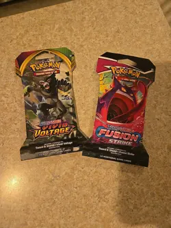 Pokemon trading cards Sword And Shield Fusion, Sword And Shield Voltage lot 11 - Image 5