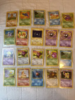 Lot of 170 Vintage Pokemon Cards 90s Varying Condition Trading Cards - Image 2
