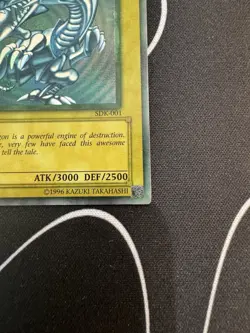 YuGiOh Blue Eyes White Dragon SDK-001 FADED Misprint Ultra Rare - Image 5