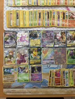 Vintage Pokemon Card Lot Holo Etc MP-Damaged Charizard Mew & Mewtwo 240+ - Image 3