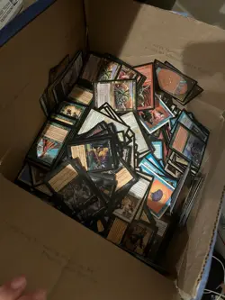 1000 Near Mint MTG Magic the Gathering Card Lot with Unsearched VIntage and Holo - Image 1