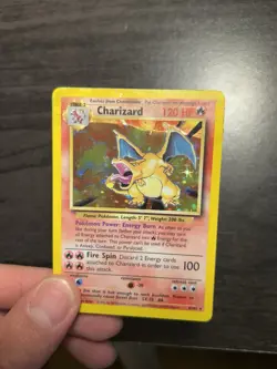 🔥1999 Pokemon English Base Set Charizard 4/102 holofoil Error Card🔥 DMG - Image 1