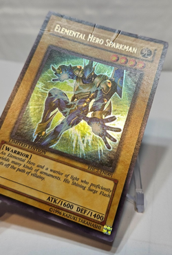 Elemental Hero Sparkman EHC2-EN001 Secret Rare Limited Edition Yugioh 7812 - Image 3