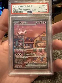 2023 POKEMON SVP EN-SV BLACK STAR PROMO 151 ULTRA-PREM COLL #053 MEW EX PSA 10 - Image 1