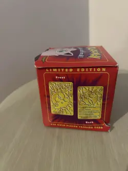 UNOPENED BALL* Limited edition 23K gold-plated Jigglypuff Pokemon trading card - Image 2
