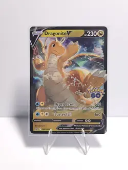 Dragonite V - SWSH235 - SWSH: Sword & Shield Promo Cards (SWSD) - Image 1