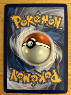 2021 Pokemon TCG Chilling Reign Sword & Shield Delibird 032/198 NM - Image 2