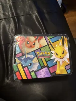 Pokemon 2021 Eevee Collector Chest 3 Promo Cards - 5 Booster Packs (SEALED) - Image 3