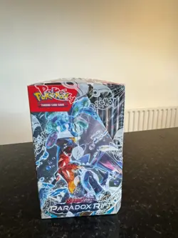 Pokemon TCG Scarlet & Violet Paradox Rift Half Booster Box (18 Packs) - Image 4