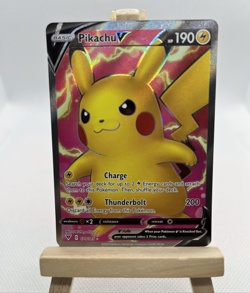 2020 Pokemon TGC Pikachu V Full Art Vivid Voltage 170/185 Card NM - Image 1