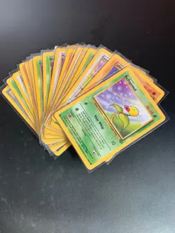 Complete Jungle Common set 16 / 64 Vintage WOTC Pokemon Cards - Image 1
