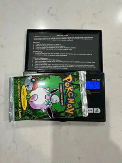 1999 First Edition Pokemon Jungle Booster Pack 21.2 Grams Wigglytuff Wotc 742818060639 - Image 2