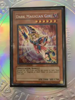 YuGiOh! Dark Magician Girl CT2-EN004 Secret Rare Limited Edition NM - Image 1