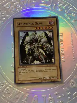 YuGiOh! Summoned Skull DPYG-EN007 Super Rare 1st Edition NM/LP - Image 2