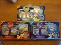 Pokemon Eeveelution Vmax Premium Collection Vaporeon Flareon Jolteon Set of 3 - Image 1