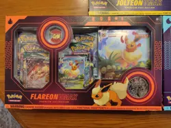 Pokemon Eeveelution Vmax Premium Collection Vaporeon Flareon Jolteon Set of 3 - Image 2