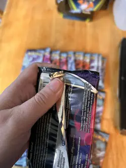 30 Sealed Pokemon Sword & Shield Chilling Reign Booster Packs - Image 2