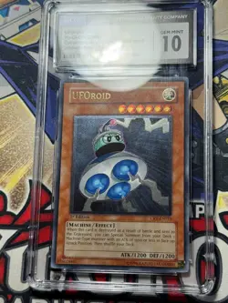 Yugioh CGC 10 UFOroid CRV-EN010 1st Edition Ultimate Rare - Image 2