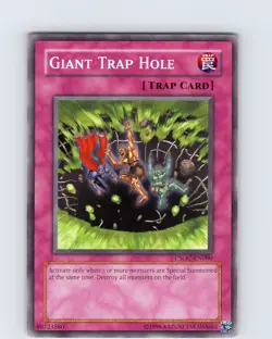 Yu-Gi-Oh TCG Giant Trap Hole CSOC-EN080 Unlimited Regular Common Card NM - Image 1