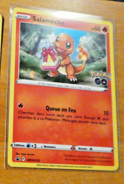 POKEMON FRANCAISE CARD RARE HOLO CARTE Salameche SWSH232 PROMO FR NEUF MINT 2022 - Image 1