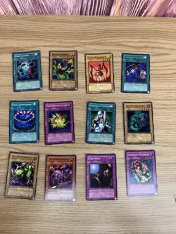 Yugioh Vintage Lot Of 12 Yu-Gi-Oh! Cards - Image 2