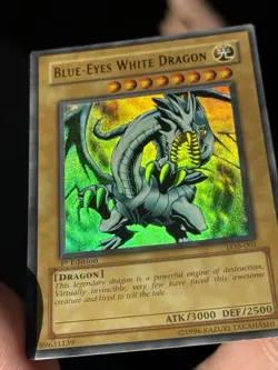 2002 Yu-Gi-Oh! Legend of Blue Eyes White Dragon 1st Edition LOB-001 VLP Glossy - Image 1
