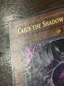Caius the Shadow Monarch SDDE-EN001 The Dark Emperor Unlimited Ultra Rare LP - Image 2