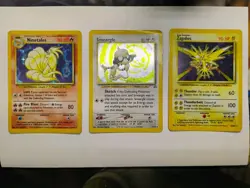 3 Vintage Pokemon Card Lot Wotc Holo -read- - Image 1