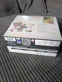 Pokemon TCG Scarlet Violet Prismatic Evolutions Elite Trainer Box NEW SEALED ETB - Image 3
