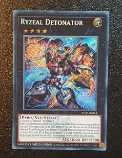 Yugioh 25LP-EN014 Ryzeal Detonator Emblazoned Secret Rare MINT - Image 1