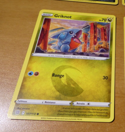 POKEMON STARS ETINCELANTES FRANCAISE CARD CARTE Griknot 107/172 FR JCC NM - Image 1