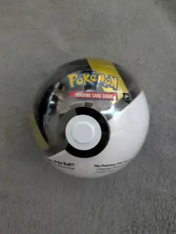 Pokemon Pokeball Tin D24 factory sealed and new 3x Booster Packs - Image 1
