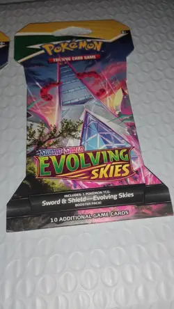 Pokemon Sword And Shield Evolving Skies Sleeved Booster Packs SEALED LOT OF 2 - Image 2