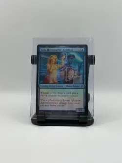 MTG, Lyla, Holographic Assistant FOIL 7 Marvel's Spider-Man: Eternal-Legal Foil - Image 1