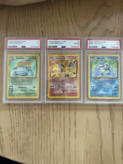 Charizard, Blastoise, Venusaur-Holos-Base set- PSA 3 Card Lot - Image 1