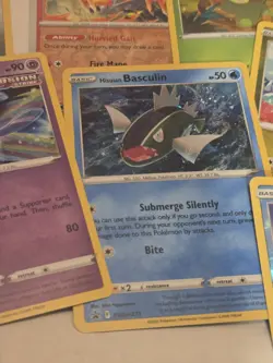 Pokemon TCG Massive Lot of Holos, Reverse Holos, & Rares. S&M, SWSH, and S&V 1a - Image 5