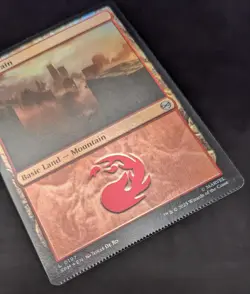Mountain (197) FOIL - MTG Magic the Gathering Marvel's Spiderman - Crimped - Image 3