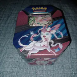 Pokemon TCG: V Heroes Tin - Sylveon V Brand NEW Sealed. 4 Booster Packs. NEW!! - Image 3