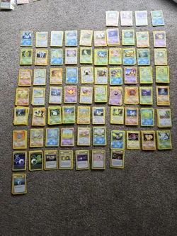 Pokemon Cards LEGENDARY COLLECTION uncommons/commons plus rares nm to mint - Image 1