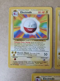 Pokemon TCG Electrode Base Set 21/102 3x Card Lot LP to MP - Image 2