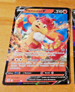 POKEMON STARS ETINCELANTES FRANCAISE CARD HOLO CARTE FLAMOUTAN V 027/172 FR NM - Image 1