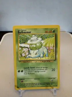 Bulbasaur Base Set 44/102 Shadowless Pokemon Trading Card - Image 1