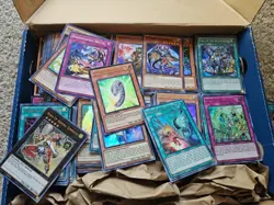 8 LB lot ~2300 cards Yu-Gi-Oh Cards Holos/Commons/Rares Includes Vintage/1st Ed - Image 2